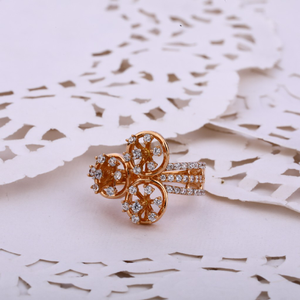18kt rose gold exclusive diamond ladies ring 