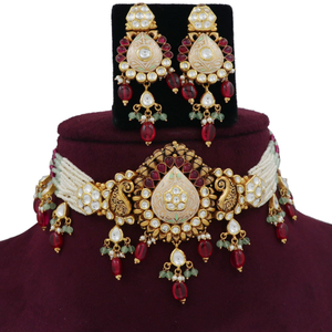 Gold Beautiful Pearl Light-weight Necklace Se