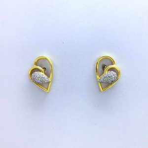 designing heart fancy gold earrings