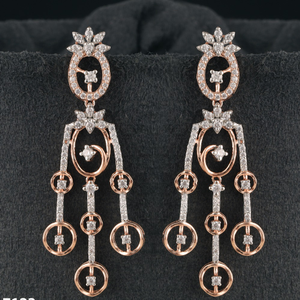 18Kt Gold Designer Diamond Earring