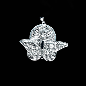 Silver light weight design pendants