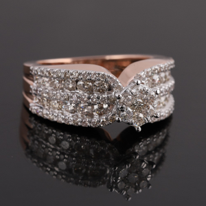 18K Gold Unique Diamond Ring