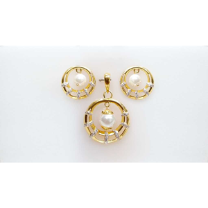 916 Gold CZ Pendant Set