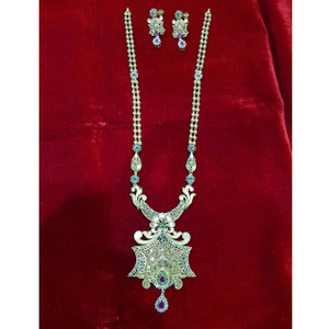  22K / 916 Gold Indian Antique Special Neckla