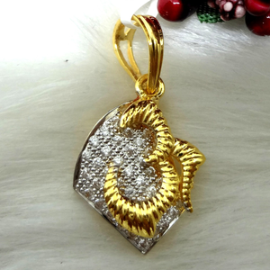 916 gold cz diamond om letter pendant