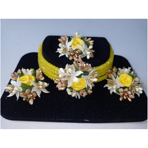 Prettiest Floral Antique Design Artificial Ne