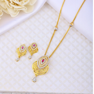 daily wear simple gold pendant set for girls 