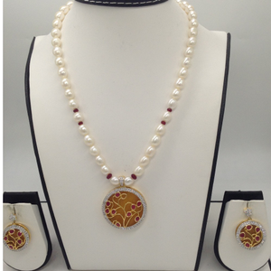 White;red cz pendent set with 1 line oval 