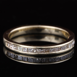 18kt designer diamond bands rings