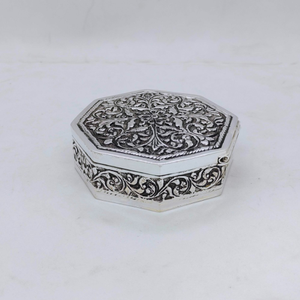 Real silver box for gifting in antique octago