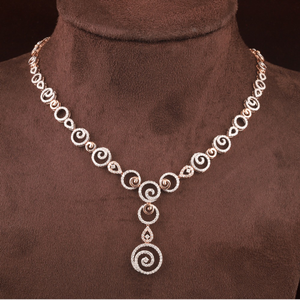 18KT Gold Sparkling Diamond Necklace