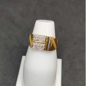 916 Men's fancy gold ring