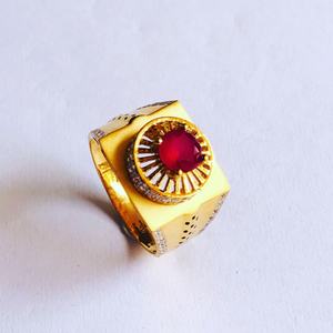 Gold gents ring