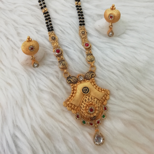 916 gold fancy short mangalsutra