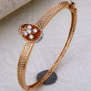 20 carat rose gold ladies kada bracelet rh-lb