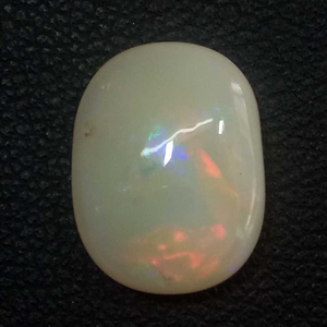 3.91ct oval multicolored opal