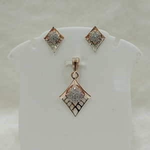 18k Gold Cz delicate Pendant Set