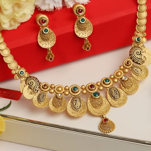 Antique Necklace Set 916.