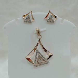 18k gold cz three triangle shape pendant set