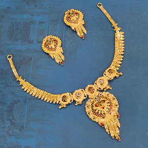 1.gram gold forming Stunning  jewellery neckl