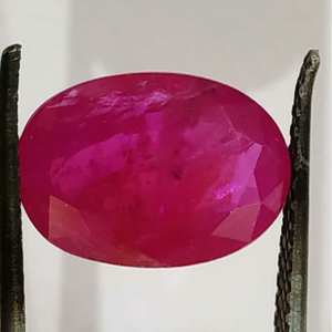 8.18ct oval pink ruby-manek