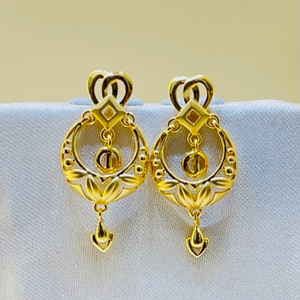 22k Yellow Gold Traditional Chandbali Plain E