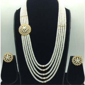 Pearls broach set with 5 line pearls mala 