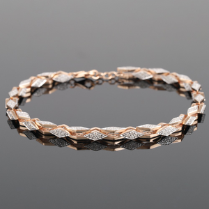 18KT Gold Designer Diamond Bracelet