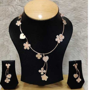 18K Rose Gold Fancy Set