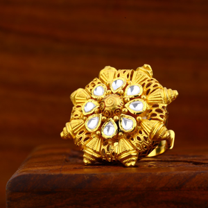 22ct Gold Antique Gemstone Ring LAR87