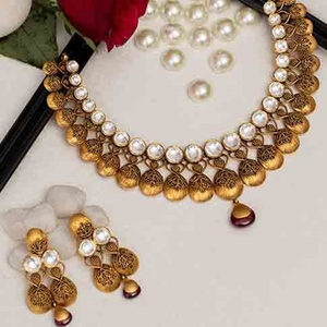 antique necklace set 916