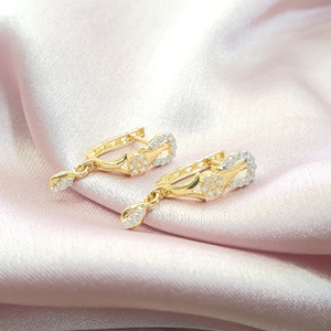 Gold 18.k Fancy Diamond Kadi