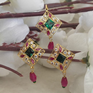 18kt MRP Butti- 0009