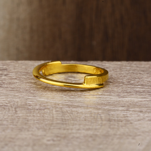 Ladies 916 gold round designer thumb ring -lp