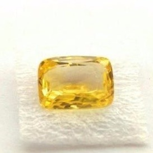 5.25ct cushion yellow sapphire
