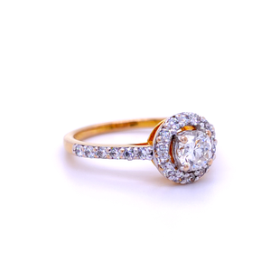 Beautiful solitaire diamond engagement ring i