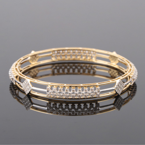 18Kt Gold Designer Diamond Bracelet
