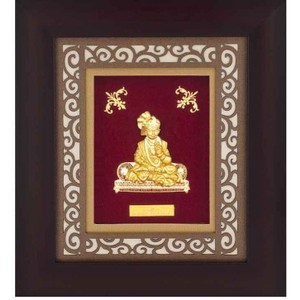 Ganshyam maharaj carving frame in 24k gold mg