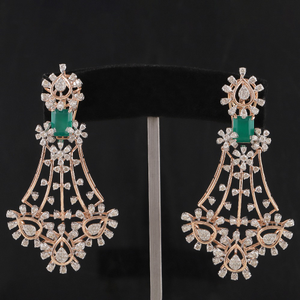 18kt rose gold green stone drop shaped  diamo