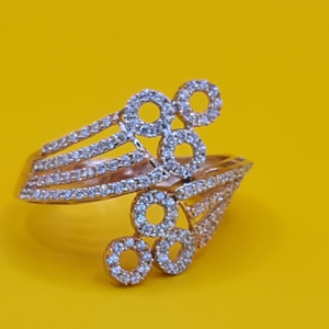 18KT HALLMARK GOLD RING