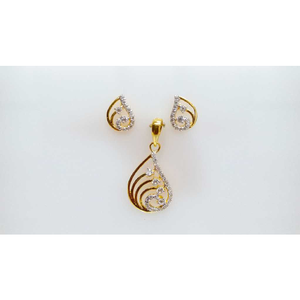 22KT Gold CZ Diamond Ladies Pendant Set