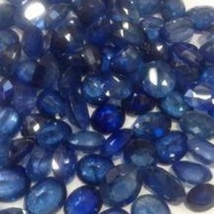 2ct oval blue blue-sapphire-neelam