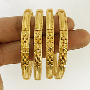 22kt yellow gold slip-on women's bracelet ban
