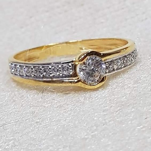22 carat gold ladies fancy diamond ring RH-GR