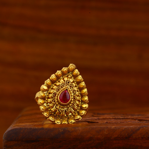 916 Gold Antique Ring LAR88