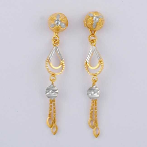 22K / 916 Gold Designer Ladies Indian Earring