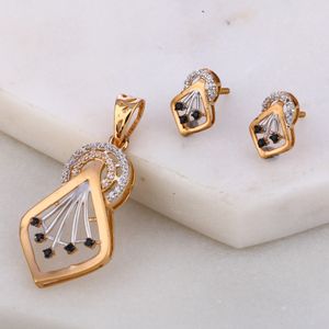 18ct Rose Gold Pendant Set