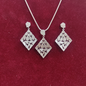 925 silver chain triangle pendant set