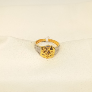 18kt gold gents ring