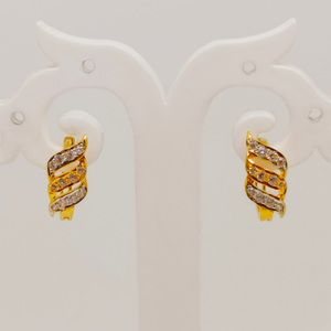 20k gold trending design earring